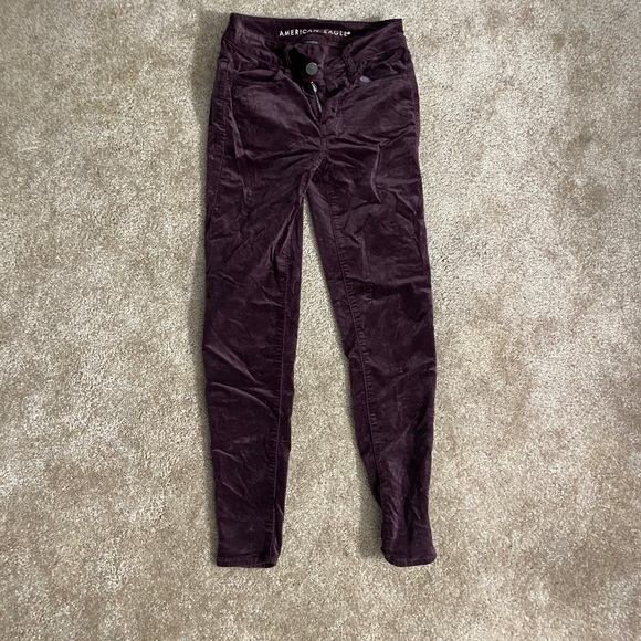 High rise American Eagle Maroon Velvet Jeans 00 - Picture 3 of 6